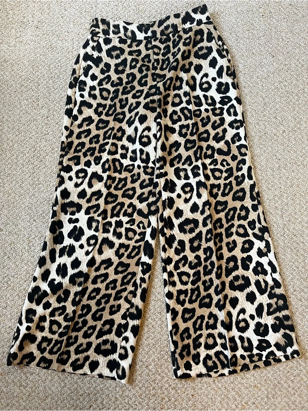 Banana Republic Petite High Rise Wide Leg Printed Trouser Pant size 2